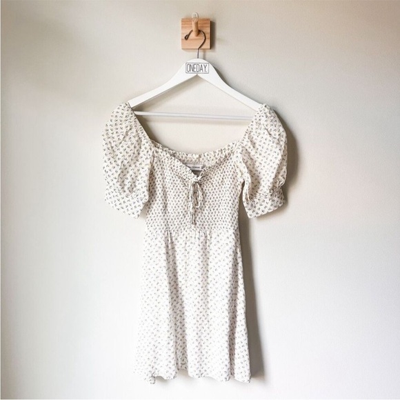 NWOT FAITHFULL THE BRAND Dulcia Smocked Bodice Mini Dress Size 4 - Picture 12 of 16